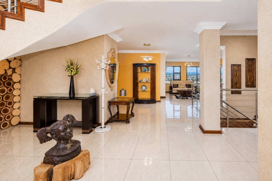 5 Bedroom Property for Sale in Xanadu Eco Park North West